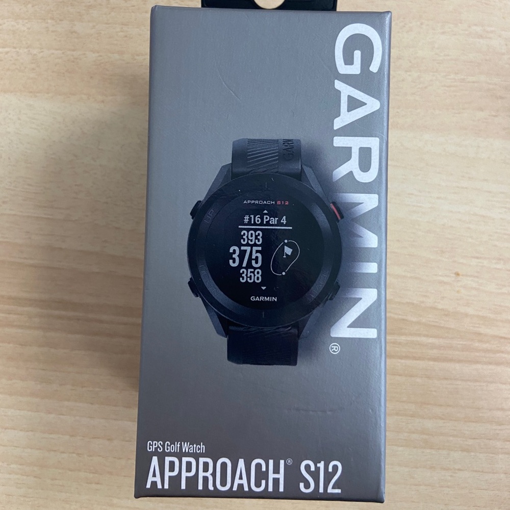 NIB Garmin Approach S12 Golf GPS Watch